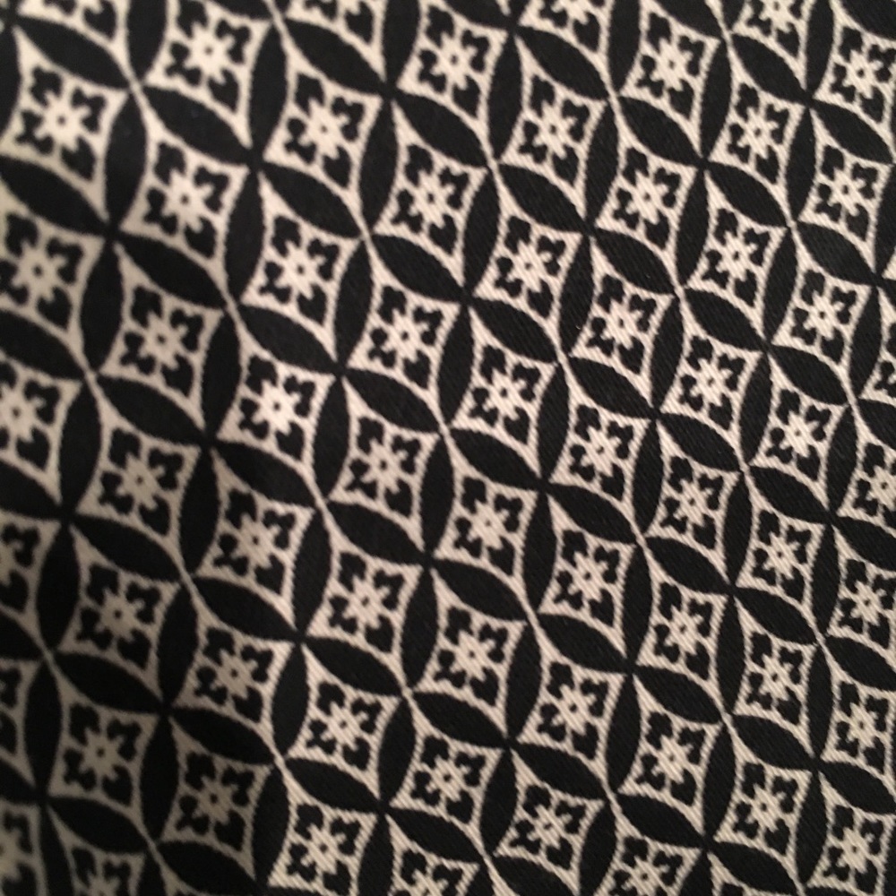 Patterned pants - Picture 2 of 3